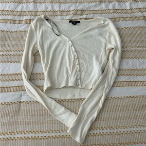 Forever 21 Buttoned Long Sleeve Crop Top